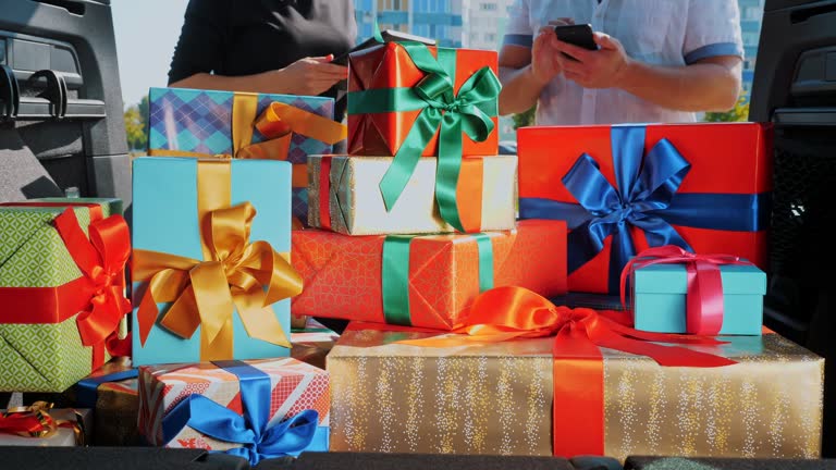 Top 20 Creative Corporate Gifts for Festivals